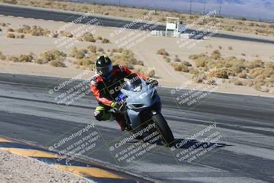 media/Dec-05-2024-Racers Edge (Thu) [[e102e0690b]]/3-B Group/Session 2 (Turn 12 Inside)/